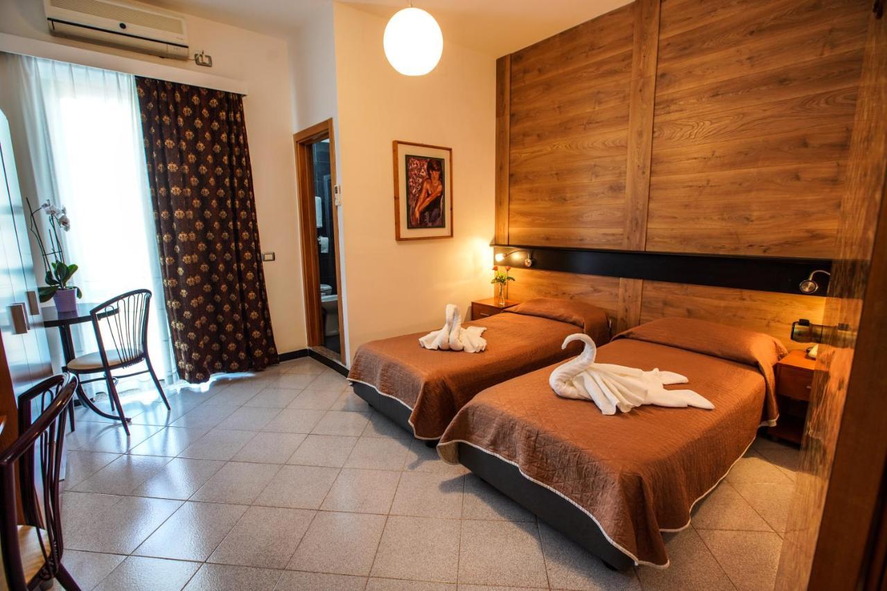 Hotel Murgia Santeramo in Colle Exterior photo